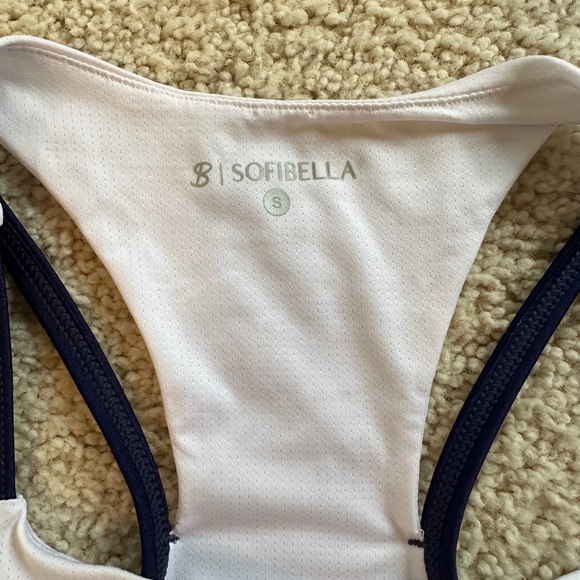 Sofibella Racerback Workout Tank Size Small - Picture 7 of 7